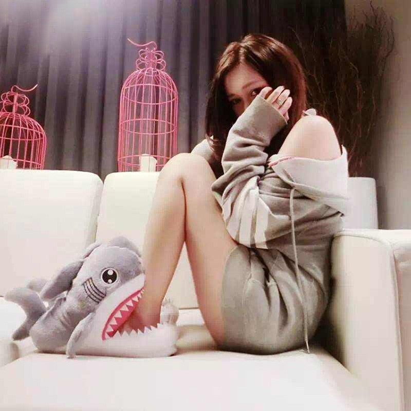 Winter Slippers Women and Men Fashion Shark Slipper Cotton Warm Indoor slippers Lovely Cartoon Women Slippers Unisex - JAS AND SUE