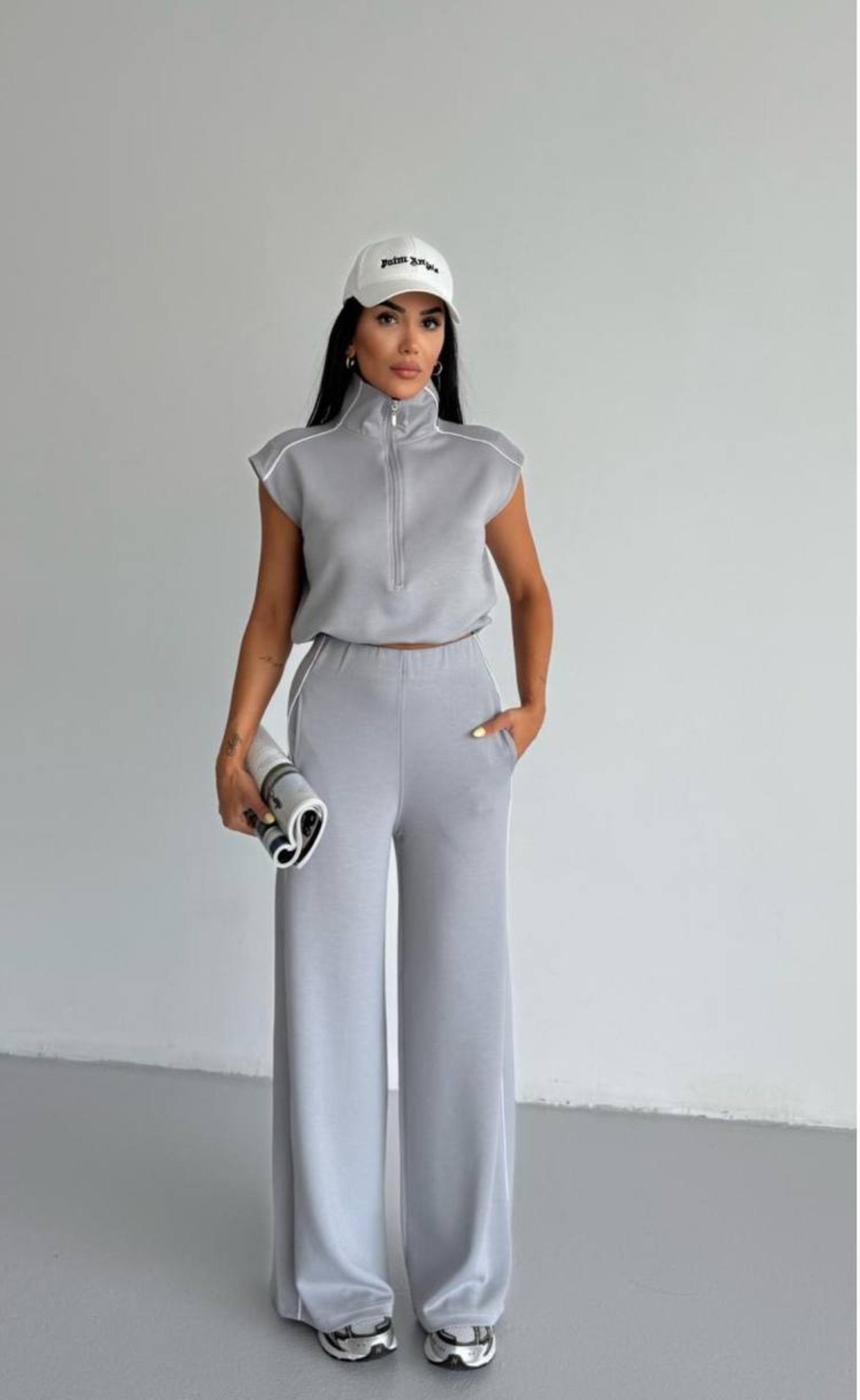 Versatile 2 Piece Sports Casual Gear for All Seasons