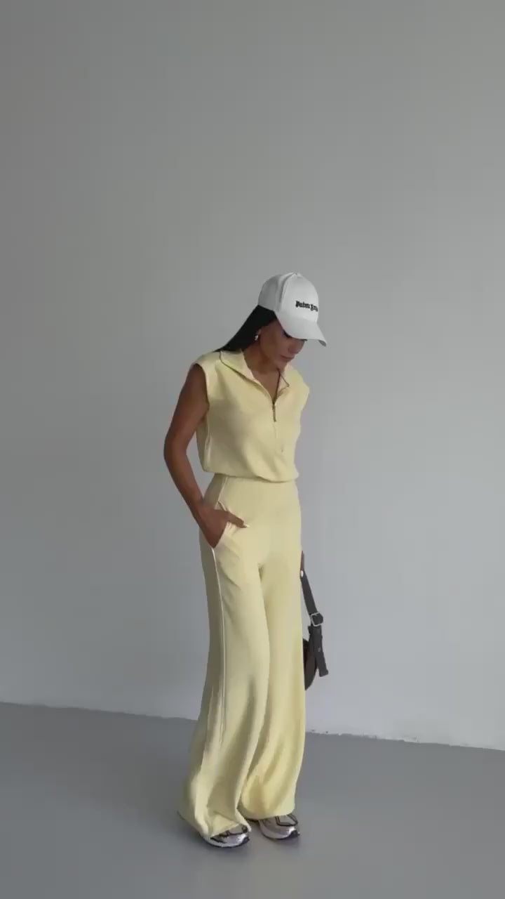 Versatile 2 Piece Sports Casual Gear for All Seasons